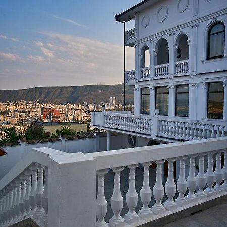 The Hilltop Skyline Hotel Tbilisi ภายนอก รูปภาพ