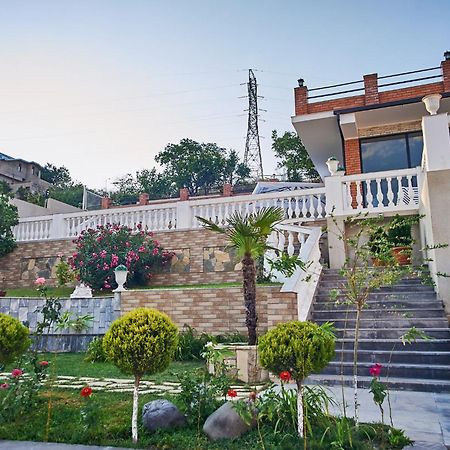The Hilltop Skyline Hotel Tbilisi ภายนอก รูปภาพ