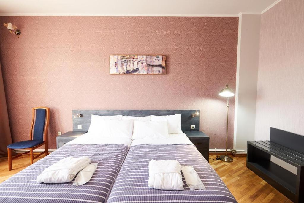 The Hilltop Skyline Hotel Tbilisi ภายนอก รูปภาพ