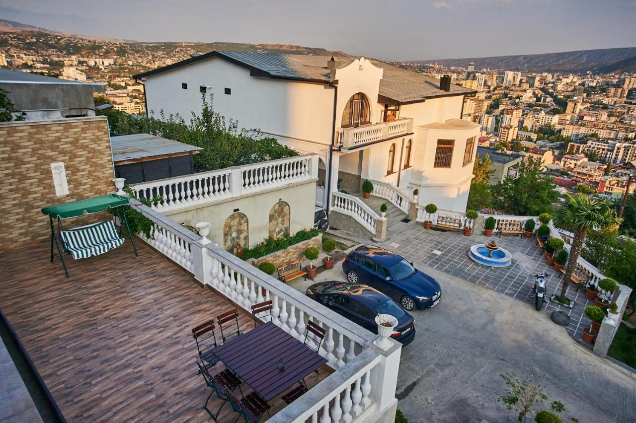 The Hilltop Skyline Hotel Tbilisi ภายนอก รูปภาพ